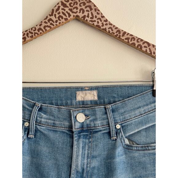 MOTHER Undone Hem Looker Crop Jeans in Cliffhanger Size 25 - Picture 4 of 8